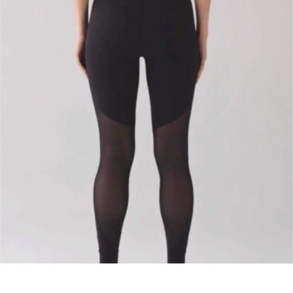 Lululemon black mesh tight leggings